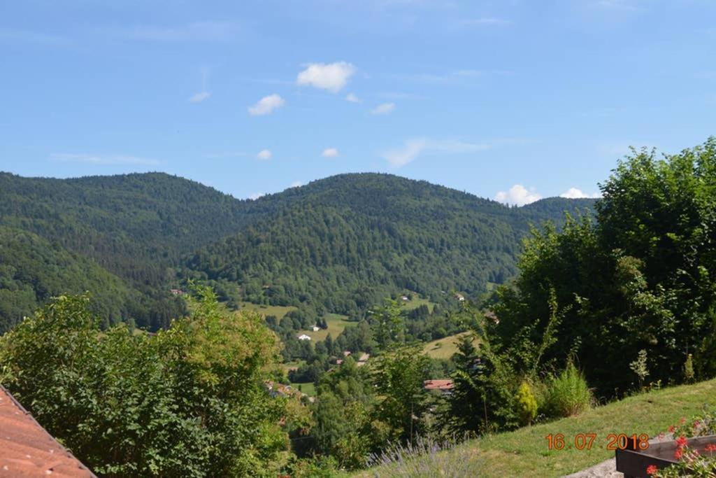 Gite Бюсан Экстерьер фото